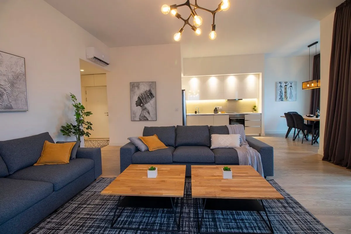 Prodaja, četvorosoban stan, 144m², Beograd Na Vodi, Beograd