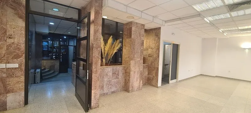 Rent, office space, 300m², Vračar, Šid