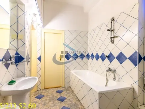 Prodaja, četvorosoban stan, 120m², Stari Grad, Beograd - image 14