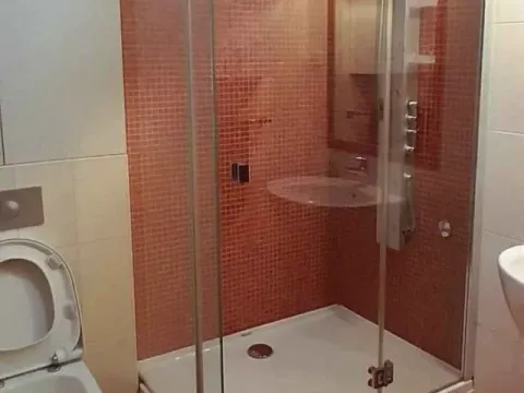 Prodaja, jednosoban stan, 52m², City Kvart, Podgorica - image 9