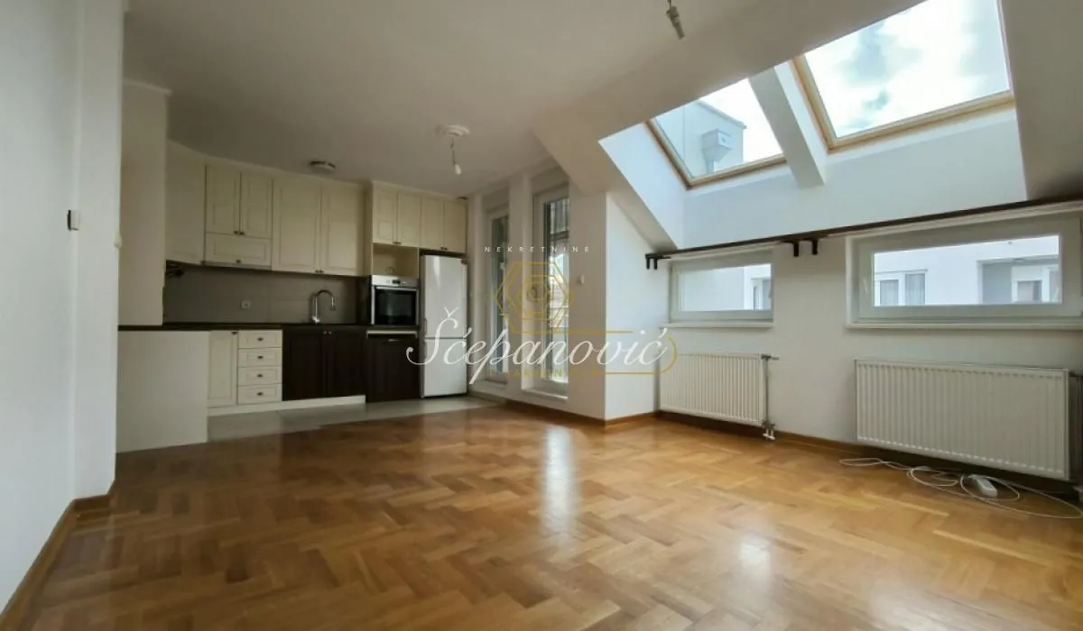 Prodaja, trosoban stan, 70m², Podbara, Novi Sad Sve Podlokacije