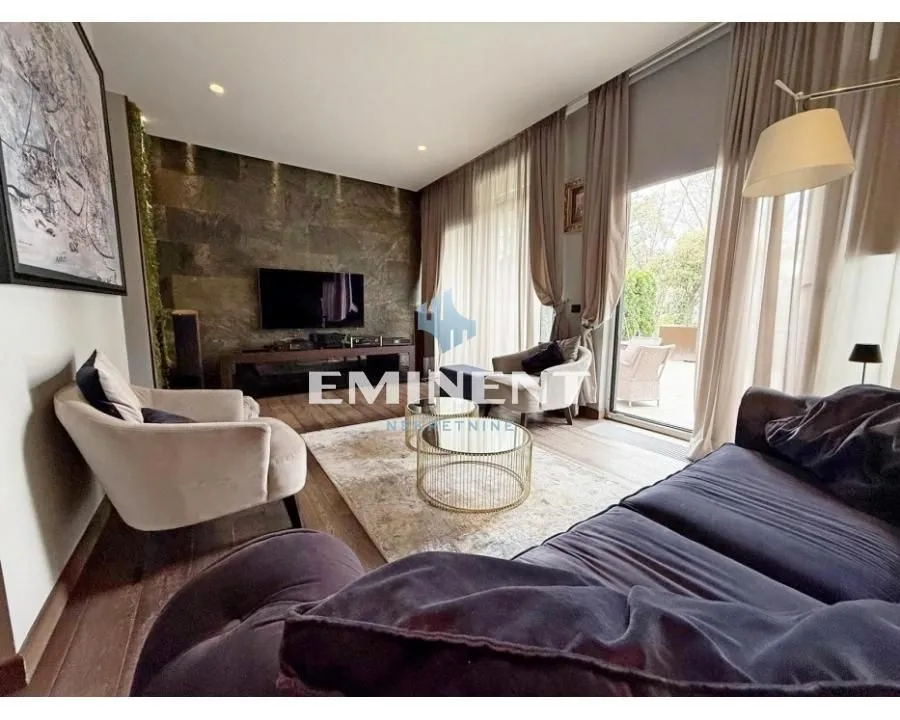 Rent, apartment, 200m², Savski Venac, Beograd