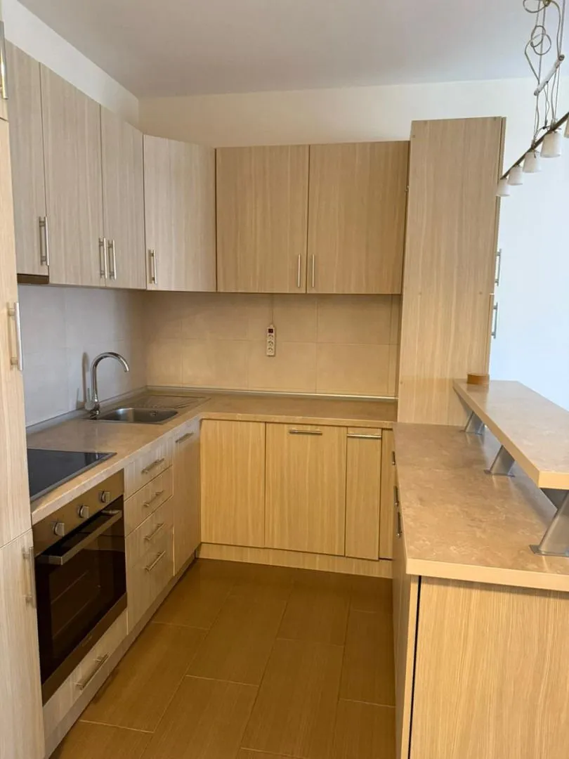Izdavanje, jednosoban stan, 42m², Porto Montenegro, Tivat