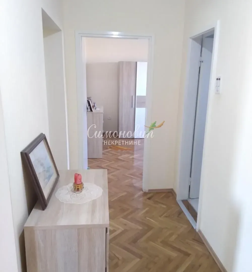 Prodaja, trosoban stan, 61m², Stari Slankamen, Inđija