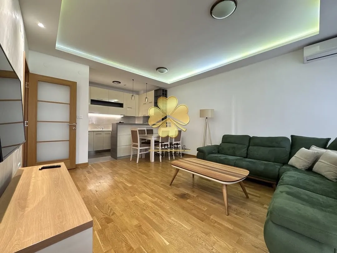 Rent, two bedroom apartment, 85m², City Kvart, Podgorica