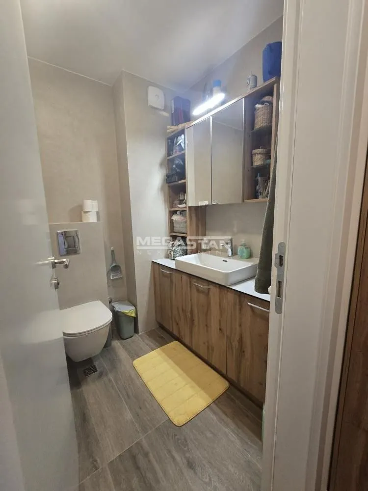 Prodaja, trosoban stan, 84m², Čukarica, Beograd