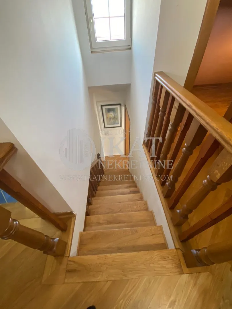 Rent, apartment, 200m², Vračar Sve Podlokacije, Beograd