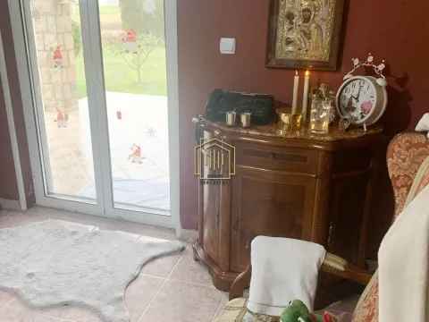 Prodaja, kuća, 170m², Martinići, Danilovgrad - image 16