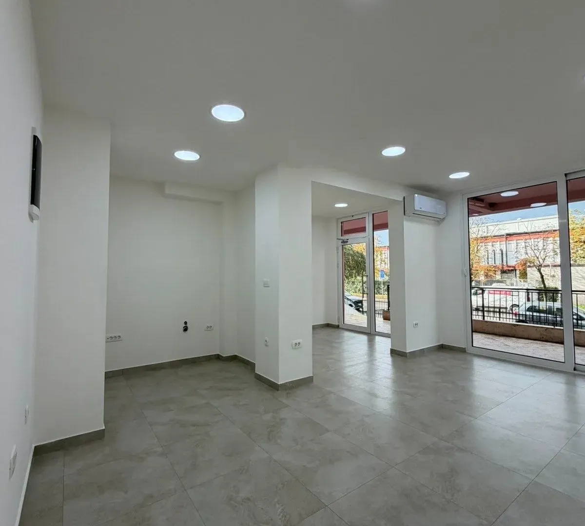 Sale, office space, 57m², Zabjelo, Podgorica