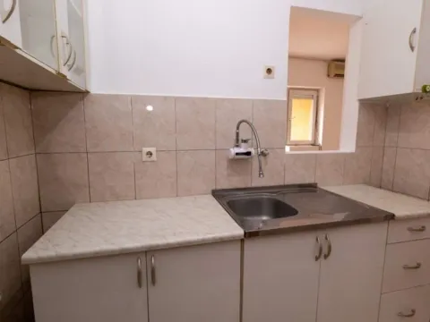 Prodaja, dvosoban stan, 65m², Podgorica, Crna Gora - image 13