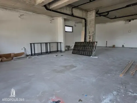 Rent, office space, 220m², Novi Banovci, Stara Pazova - image 3