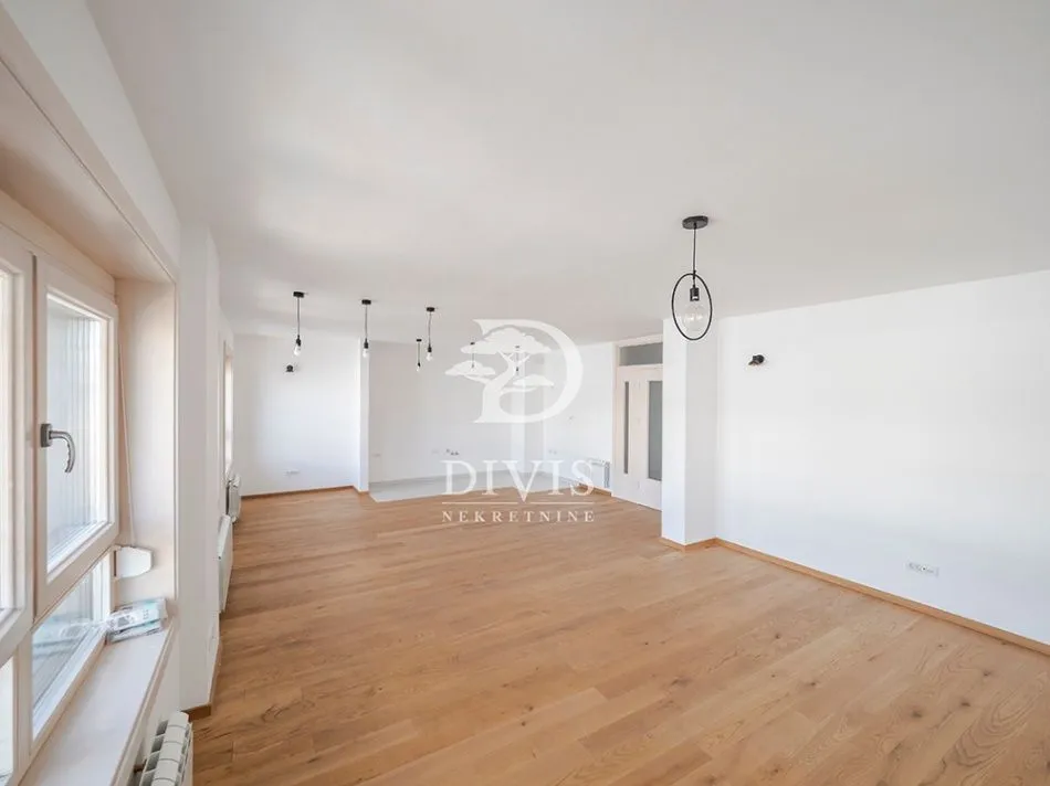 Sale, four bedroom apartment, 128m², Vračar Hram, Vračar Sve Podlokacije