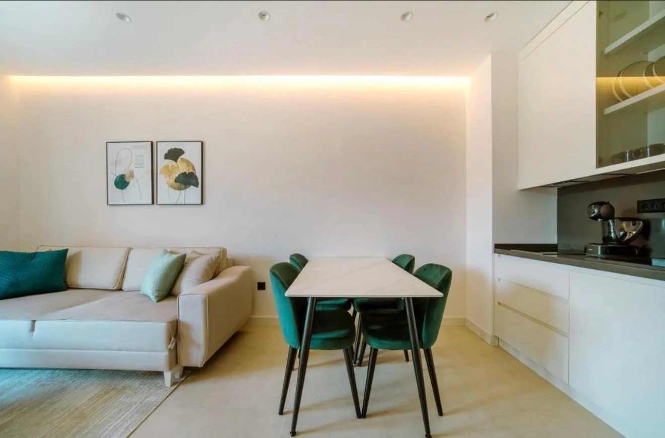 Sale, one bedroom apartment, 45m², Bečići, Budva