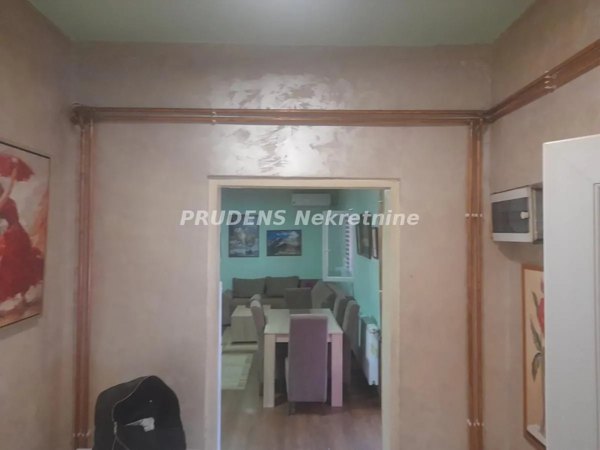 Sale, house, 90m², Deč, Pećinci