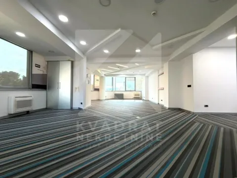 Rent, office space, 122m², Preko Morače, Podgorica - image 1