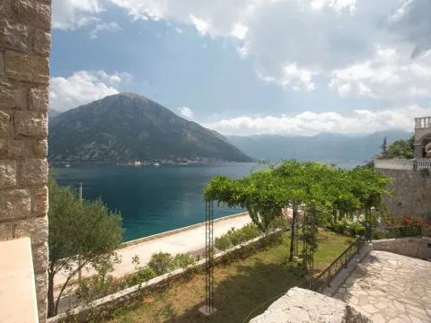 Sale, house, 235m², Kostanjica, Kotor - image 63