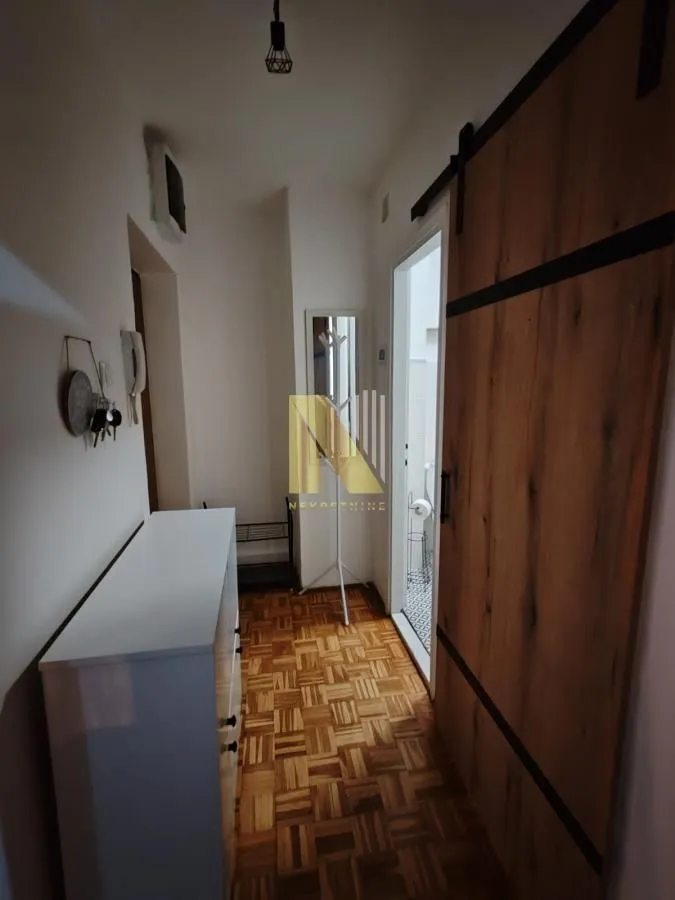 Izdavanje, dvosoban stan, 46m², Železnička Stanica, Novi Sad Sve Podlokacije
