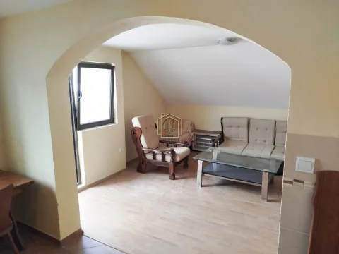 Sale, house, 208m², Grlić, Danilovgrad - image 10