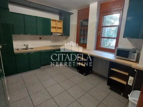 Rent, house, 400m², Savski Venac, Beograd - image 14