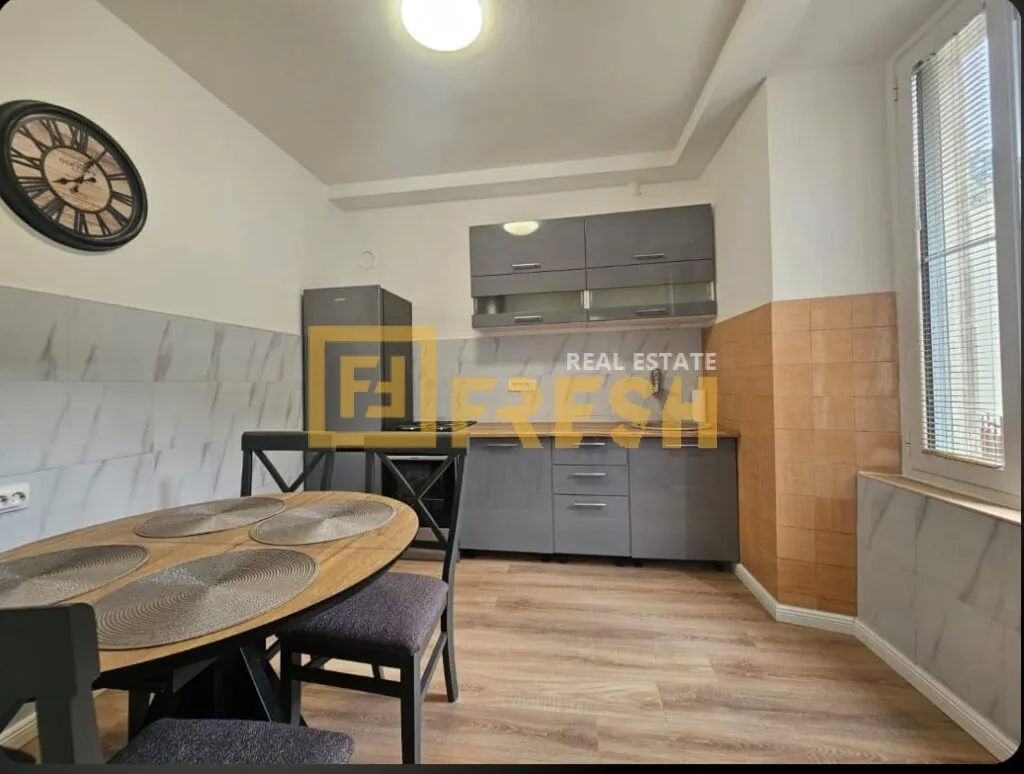 Sale, one bedroom apartment, 56m², Kotor, Crna Gora