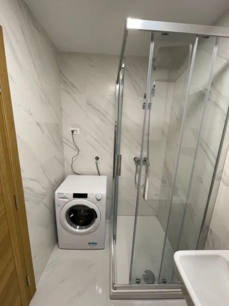 Izdavanje, jednosoban stan, 58m², New City, Podgorica
