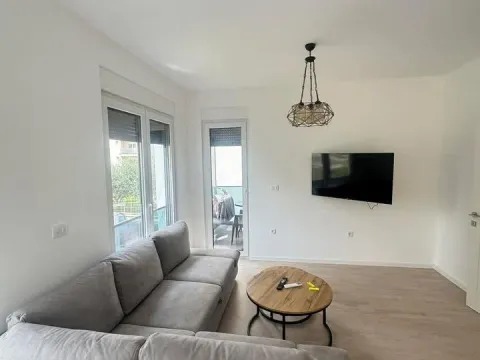 Rent, two bedroom apartment, 60m², Centar, Bar - image 8