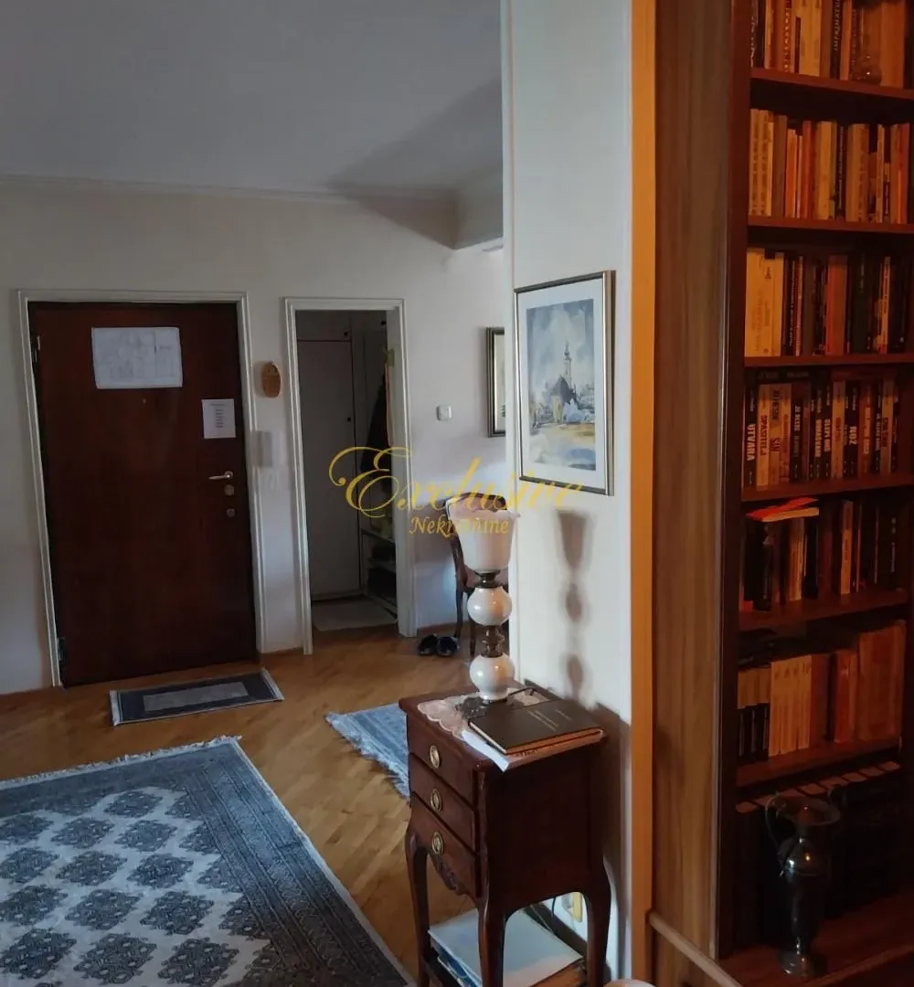 Sale, four bedroom apartment, 105m², Stari Grad, Beograd