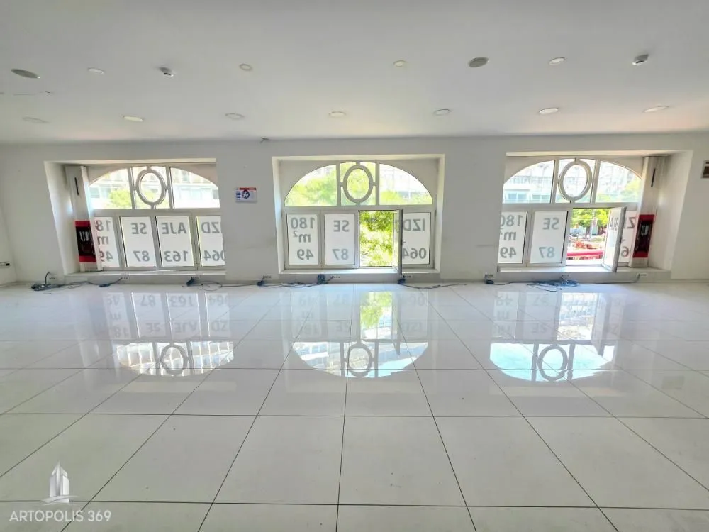Rent, office space, 185m², Stari Grad, Beograd