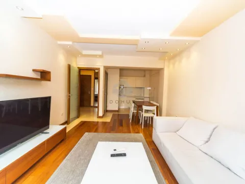 Prodaja, jednosoban stan, 49m², Centar, Podgorica - image 9