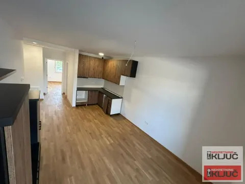 Prodaja, dvosoban stan, 43m², Petrovaradin, Novi Sad - image 2
