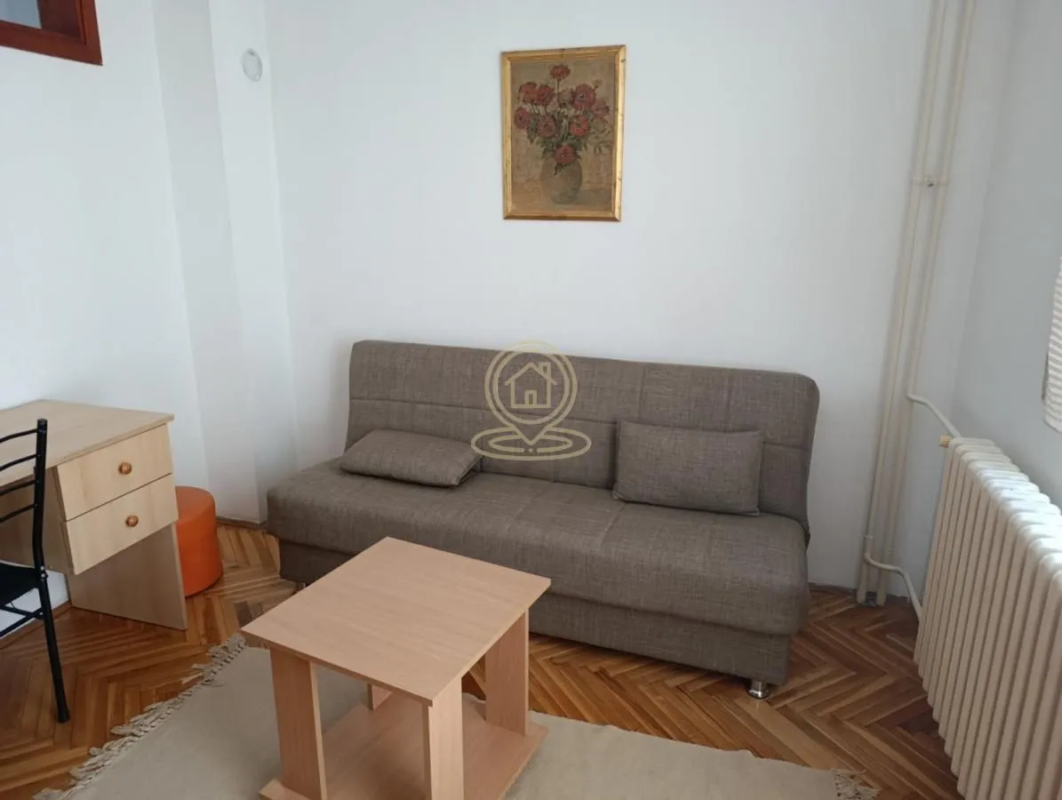 Izdavanje, jednosoban stan, 31m², Bulevar Oslobodjenja, Novi Sad Sve Podlokacije