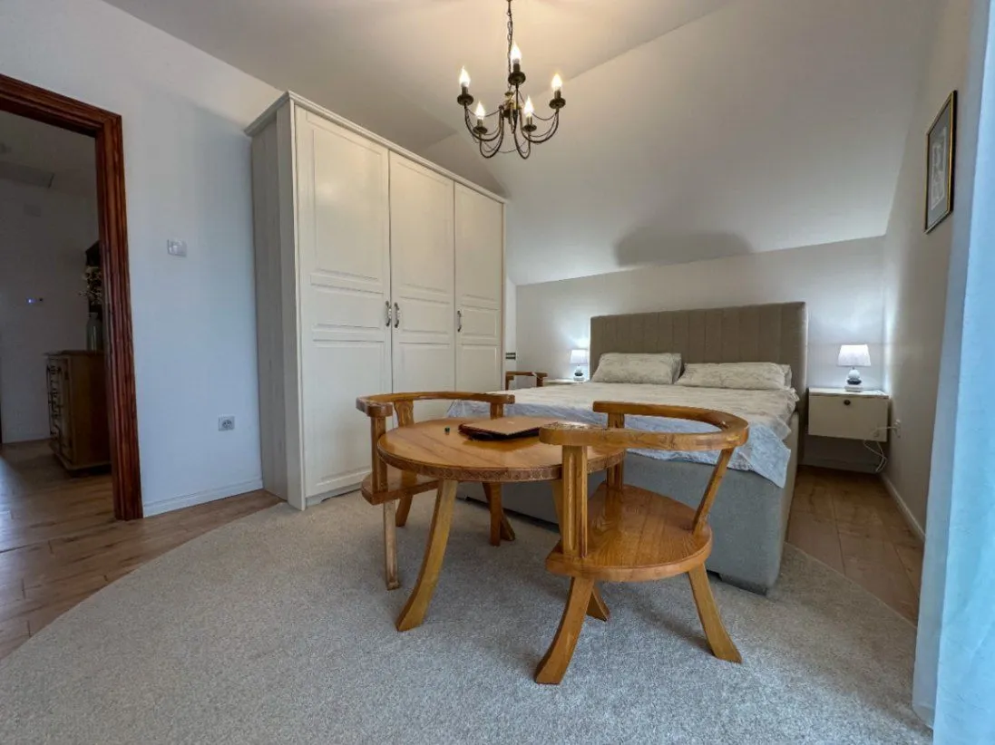 Rent, three bedroom apartment, 105m², Gornja Gorica, Podgorica