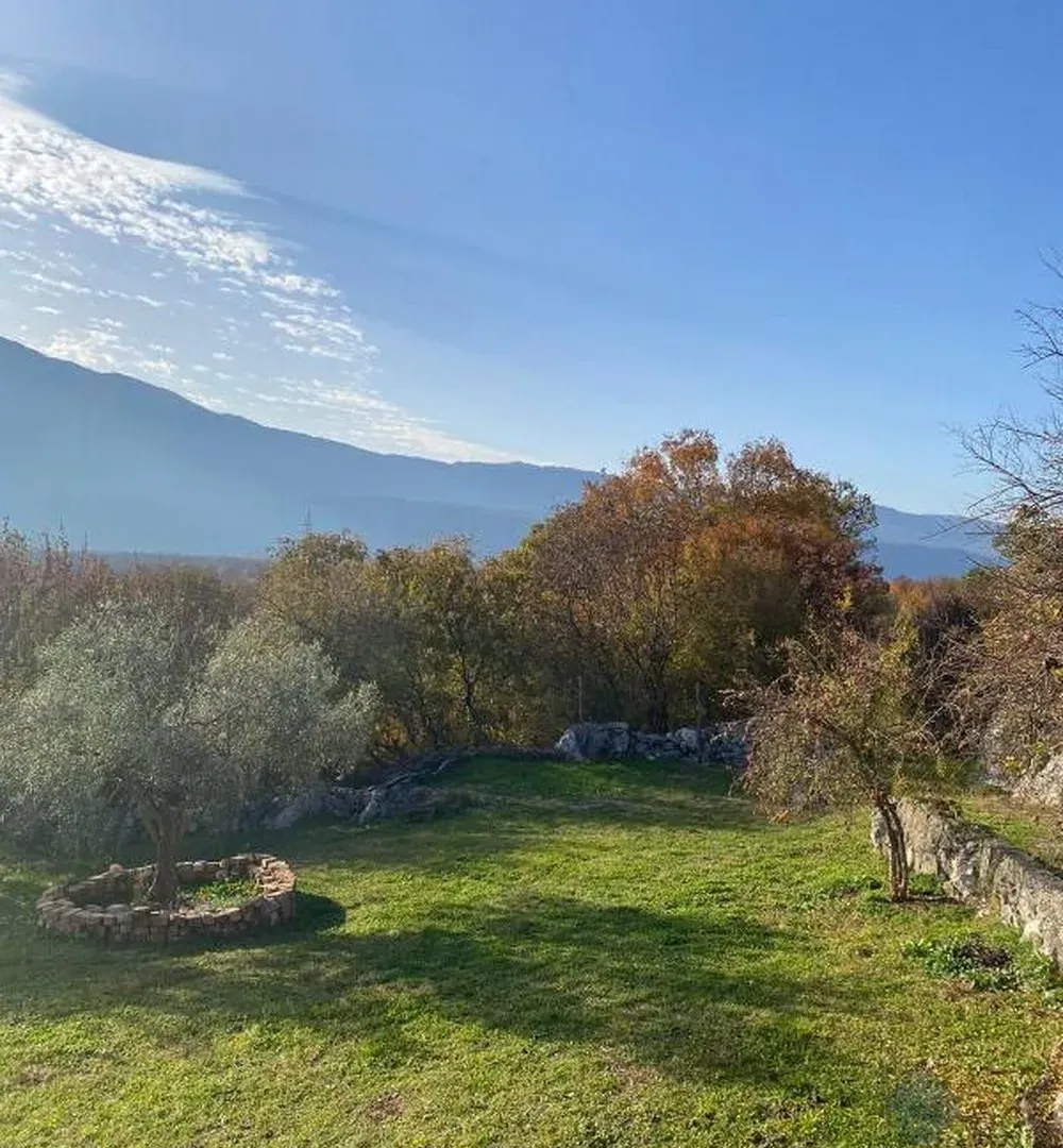 Prodaja, plac, 30000m², Danilovgrad, Crna Gora