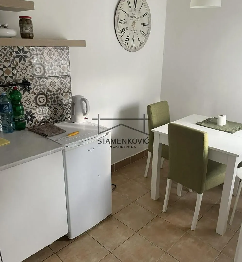Izdavanje, dvosoban stan, 39m², Liman 3, Novi Sad Sve Podlokacije