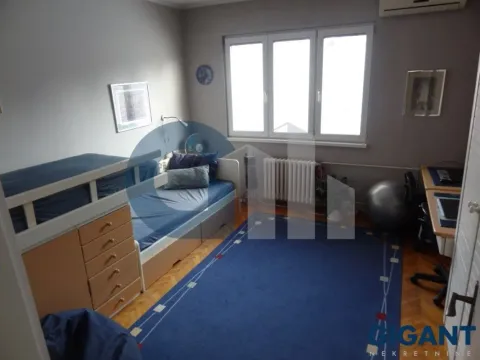 Prodaja, trosoban stan, 85m², Poštanska Štedionica, Palilula Sve Podlokacije - image 8