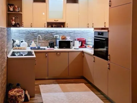 Izdavanje, kuća, 150m², Grbe, Danilovgrad - image 5