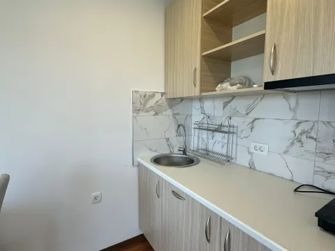 Izdavanje, jednosoban stan, 38m², Seljanovo, Tivat - image 11