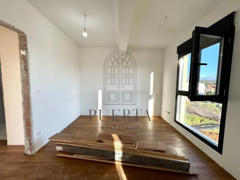 Sale, one bedroom apartment, 32m², Kod Big Fashion-a, Podgorica - image 7