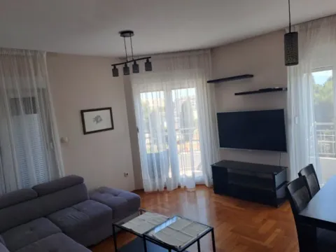 Izdavanje, dvosoban stan, 64m², Zabjelo, Podgorica - image 6