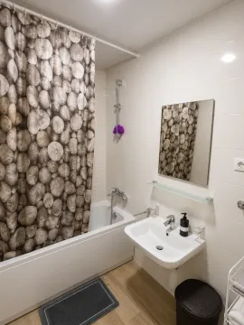 Rent, one bedroom apartment, 45m², Zagorič, Podgorica - image 8