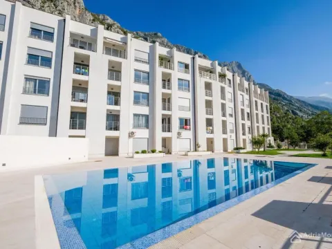 Prodaja, trosoban stan, 103m², Dobrota, Kotor - image 2