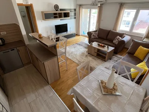 Prodaja, jednosoban stan, 49m², Ljubović, Podgorica - image 2