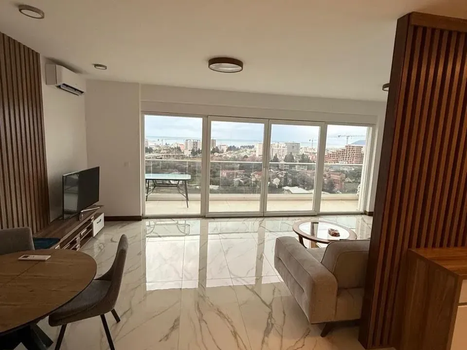 Prodaja, dvosoban stan, 72m², Bjeliši, Bar