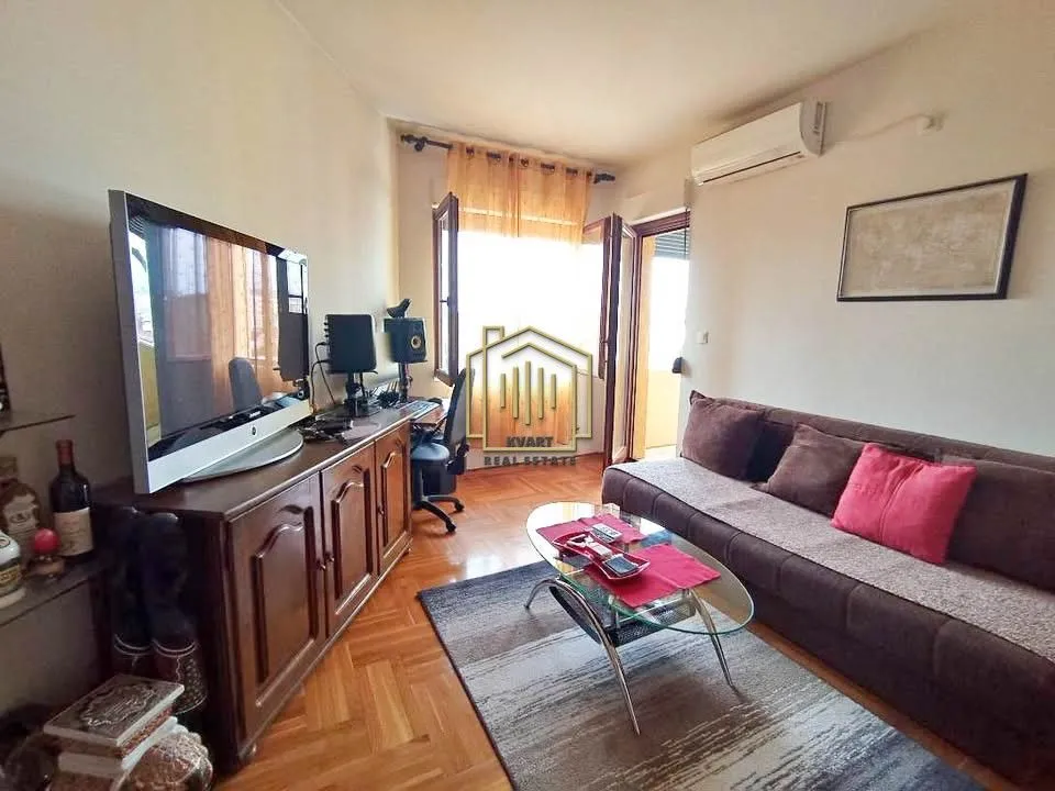 Prodaja, jednosoban stan, 40m², Stari Aerodrom, Podgorica