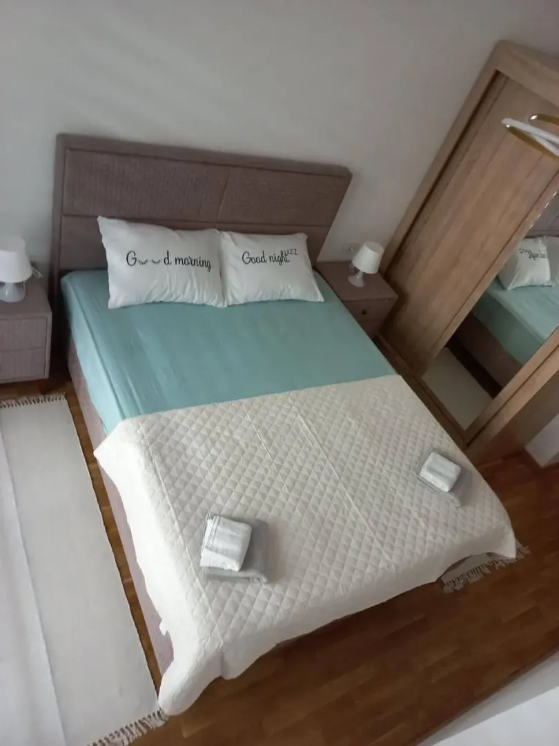 Rent, one bedroom apartment, 45m², Bečići, Budva