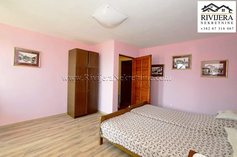Sale, house, 200m², Baošići, Herceg Novi