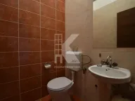 Izdavanje, poslovni prostor, 43m², Stari Aerodrom, Podgorica - image 3