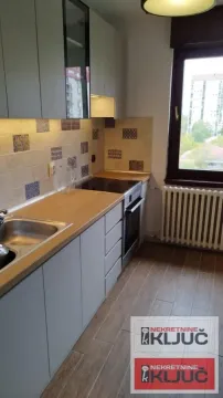Prodaja, dvosoban stan, 54m², Bulevar Oslobodjenja, Novi Sad Sve Podlokacije - image 4