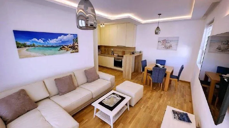 Prodaja, dvosoban stan, 59m², Bečići, Budva