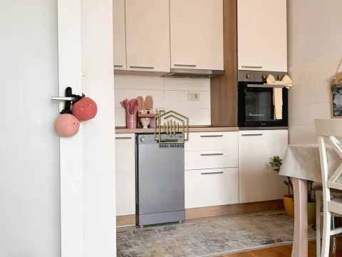 Prodaja, jednosoban stan, 39m², Stari Aerodrom, Podgorica - image 2
